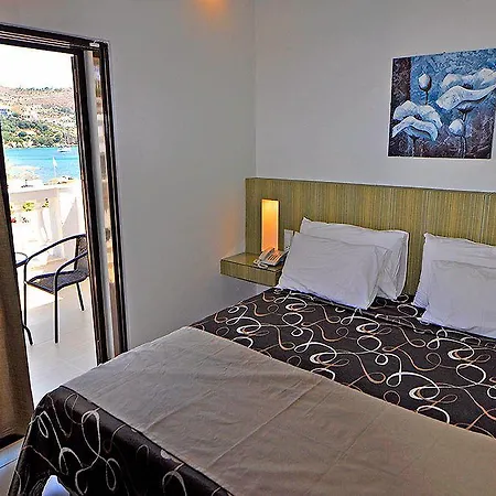 Tony's 2* Vromolithos