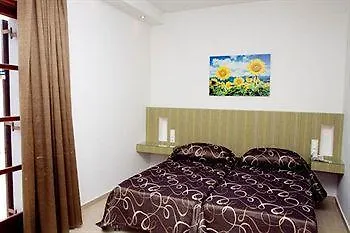 Appart hôtel Tony's Vromolithos