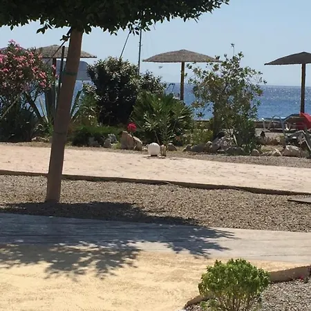 Tony's 2* Vromolithos