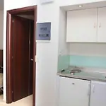 Tony's Апарт-отель