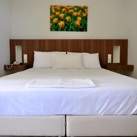 Tony's Apart Otel