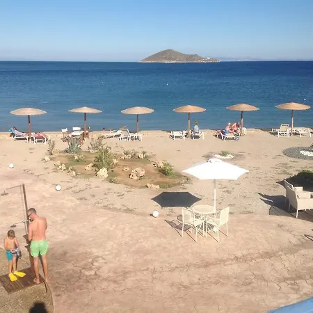 Tony's Apartahotel 2*