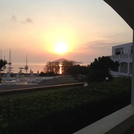 Hotel apartamentowy Tony's 2*